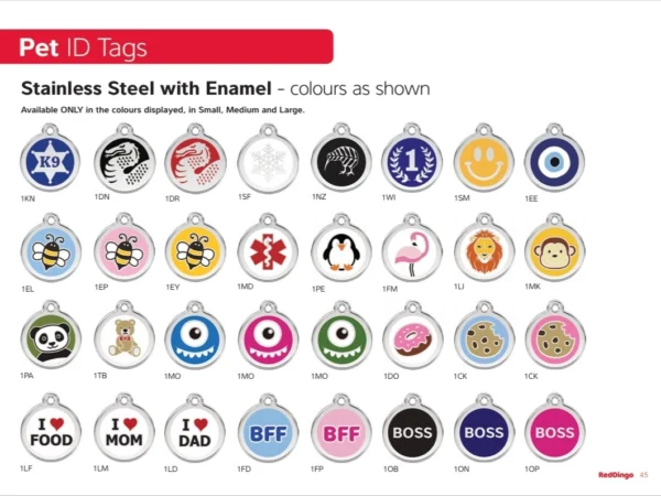 Un médaillon avec le nom et le numéro de téléphone gravés