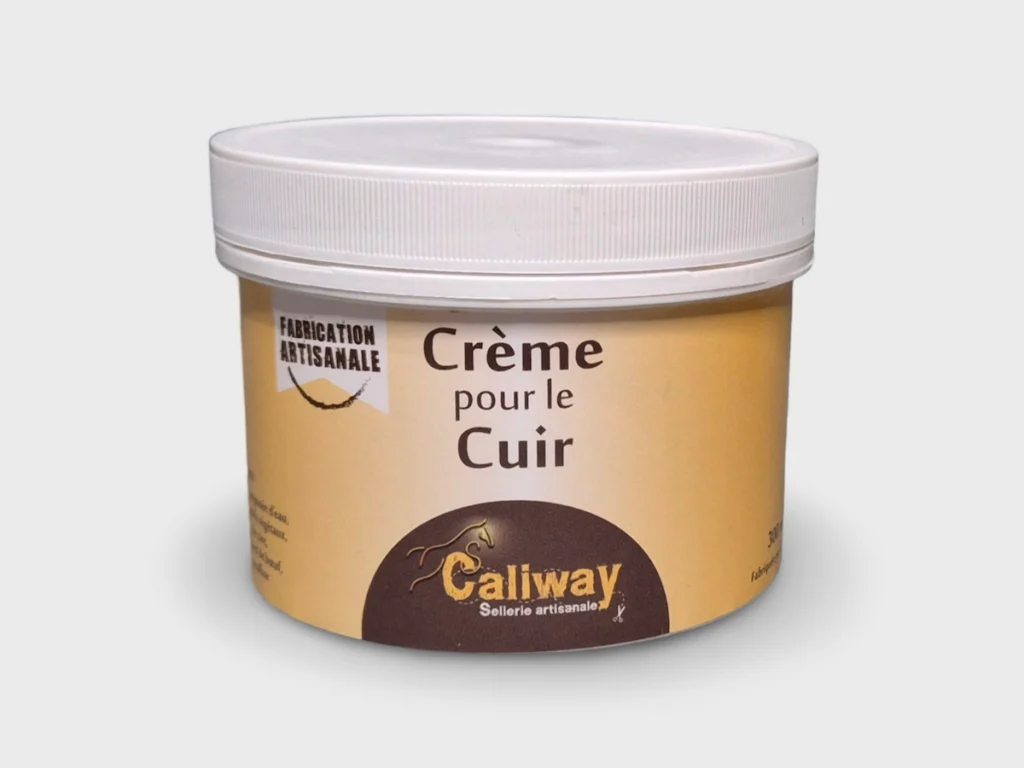 Une crème pour le cuir pour le nourrir et entretenir son matériel d'équitation