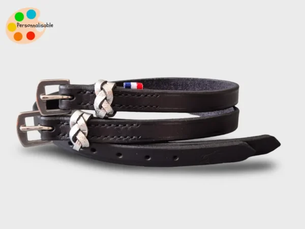 courroies-eperons-boheme-cuir-argente-cavaliere Paire de lanières d'éperons en cuir avec passant argenté pour cavalière