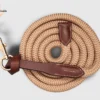 Une longe pour cheval en cuir et corde beige personnalisable