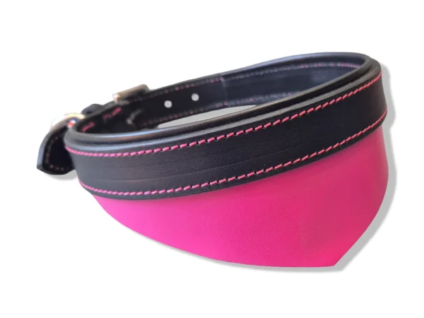 collier-gros-chien-cuir-bandana-rose Un collier en cuir bandana pour grand chien